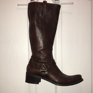 🥾 Brown Leather Cowboy Style Boots WB23